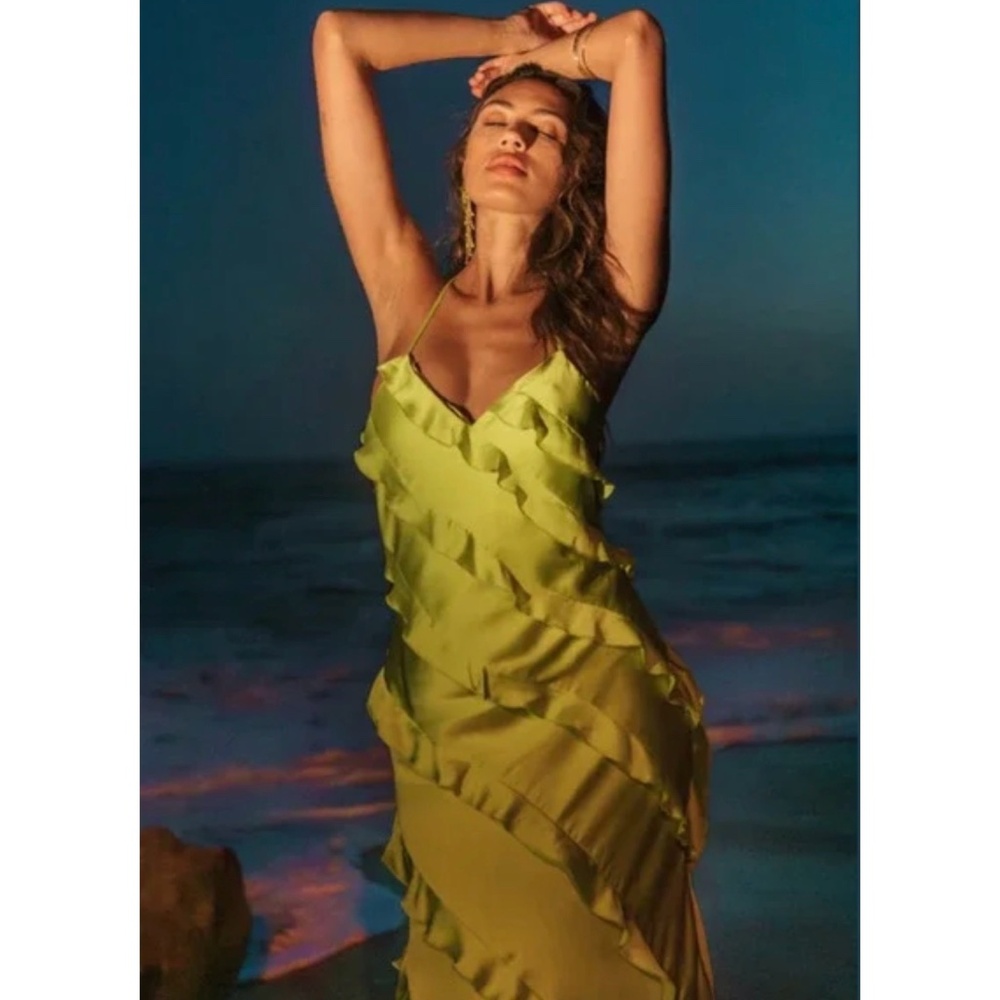 NWT SHOW ME YOUR MUMU ROMANCE RUFFLE MAXI DRESS - Picture 1 of 2